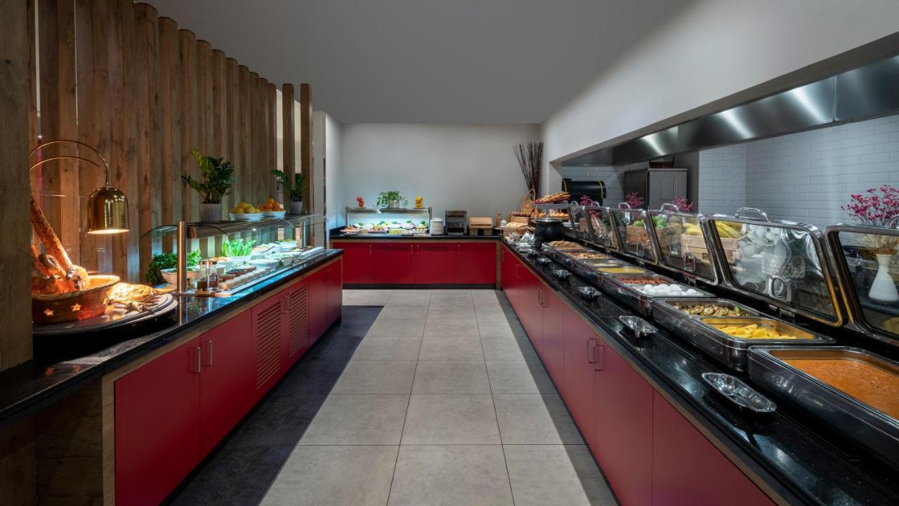 Hotel Ibis Jeddah Malik Road Zewnętrze zdjęcie