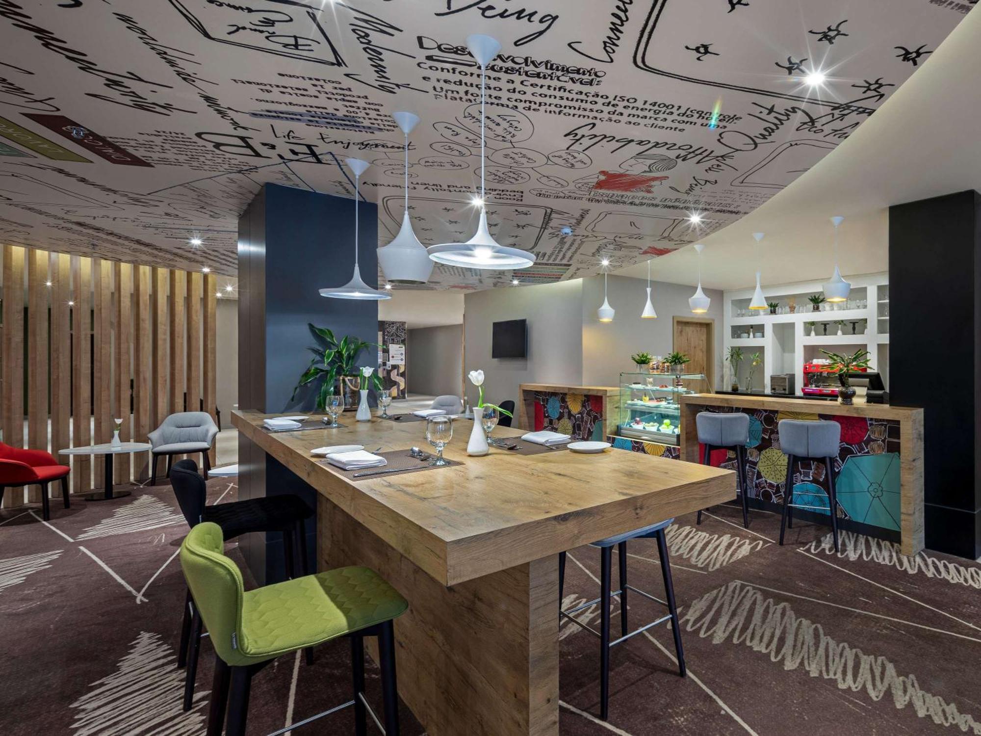 Hotel Ibis Jeddah Malik Road Zewnętrze zdjęcie